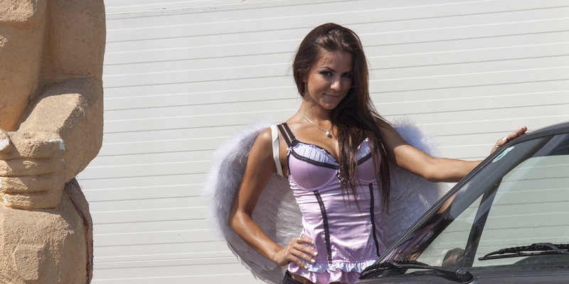 hartberg-2012-sexy-car-fotoshoot-02038982BB1-F2B6-18E6-65A8-122F141519F1.jpg