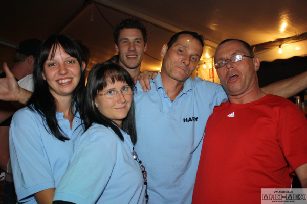 img-098046B1996C-636E-77D2-2A75-35637C497358.jpg