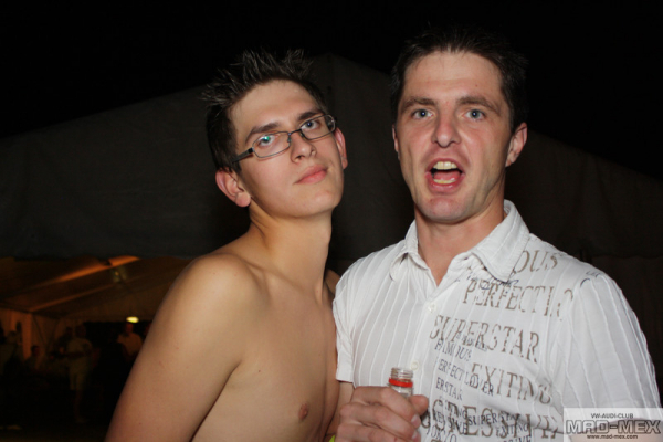 img-10157226C2E1-8515-6C03-0CD0-5E1C5AC6979F.jpg