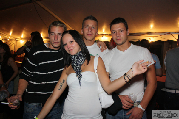 img-103546FB709A-A001-3B11-CA32-1E7A8E36A310.jpg