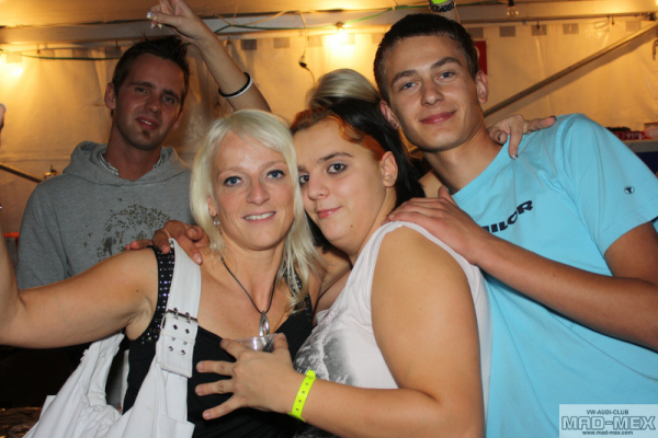 img-10574F7ECC4F-9D86-A243-EBCC-914CFB69C2EE.jpg