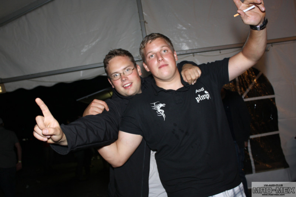 img-16863F936D5A-C560-0351-359B-00284FD76A42.jpg