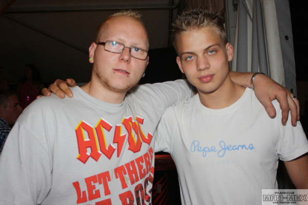 img-171536E1FEE4-5FB1-EF67-8EE9-4B830D314FBA.jpg