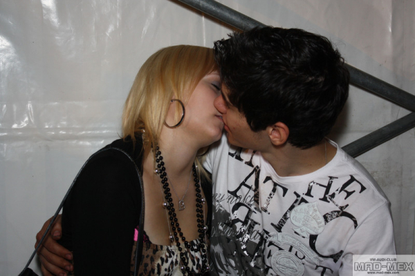 img-1741B5BC4221-853D-B1D9-C0D1-68E65963B0D7.jpg