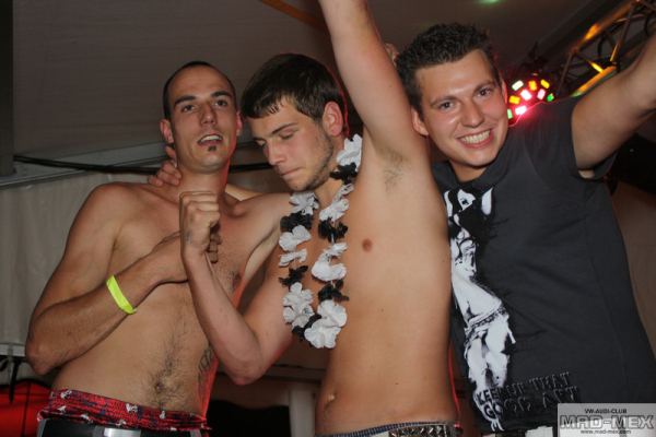 img-176641E6309A-58E1-A79A-F111-DF4446C7B151.jpg