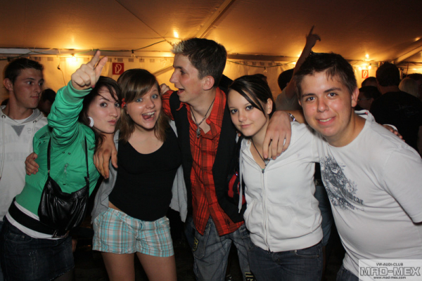 img-17849ECA32F7-7A91-E430-9BCE-D204917E7ADB.jpg