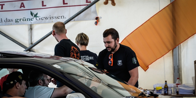 hartberg-2015-fr-sa-autos-0166866C32B-2060-7889-EB9C-1EB196B28AB2.jpg