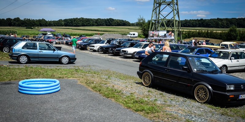 hartberg-2015-fr-sa-autos-2486F93FFF8-7780-064E-9F8D-A3AD0F635D03.jpg